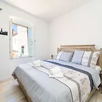 Luxury Apartment Petra With Terrace And City View